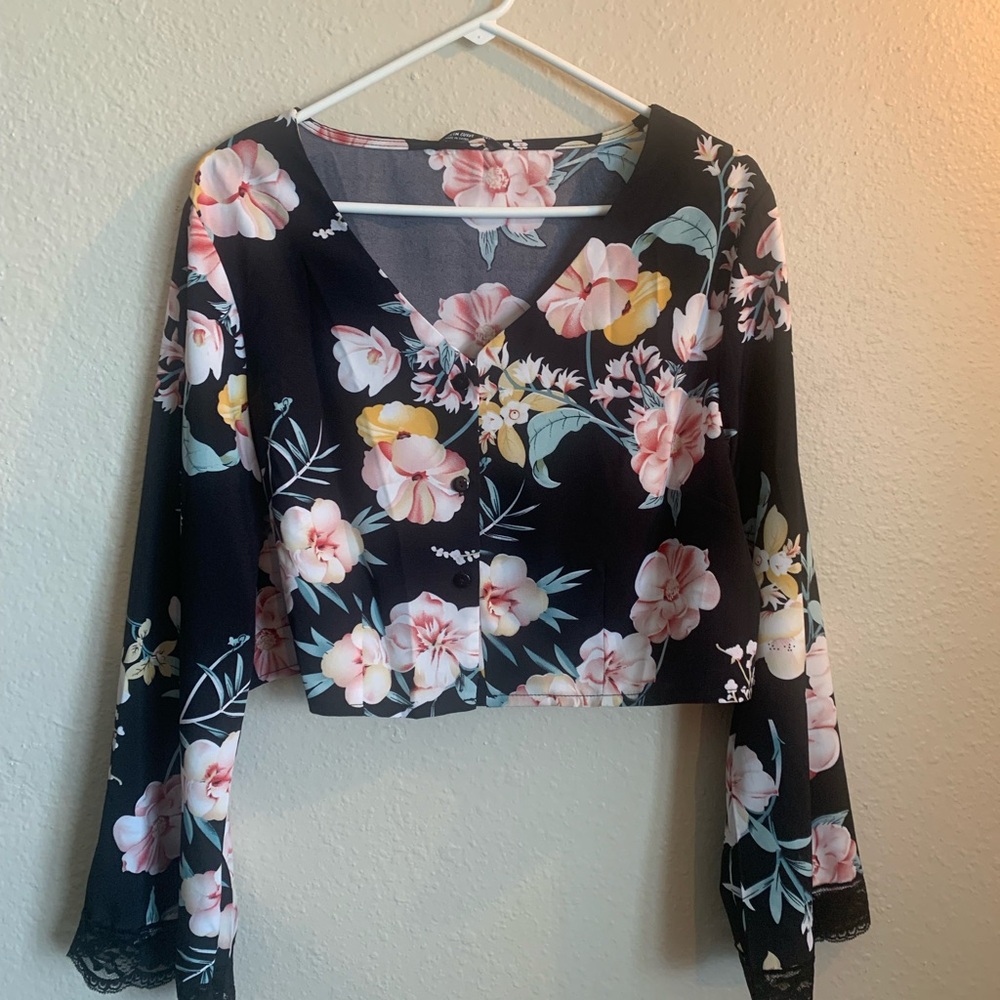 SHEIN Floral Black Women's Crop-Top